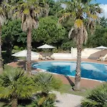 ゲストハウス Vila Dos Principes In Praia D'El Rey 4*