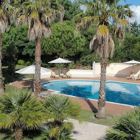 Maison d'hôtes Vila Dos Principes In Praia D'El Rey 4*
